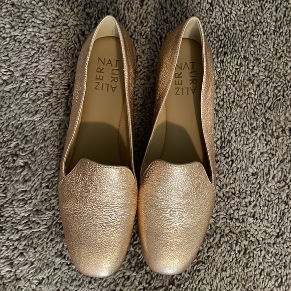 Naturalizer shoes, size 6 1/2, rose gold, brand new - Picture 3 of 5